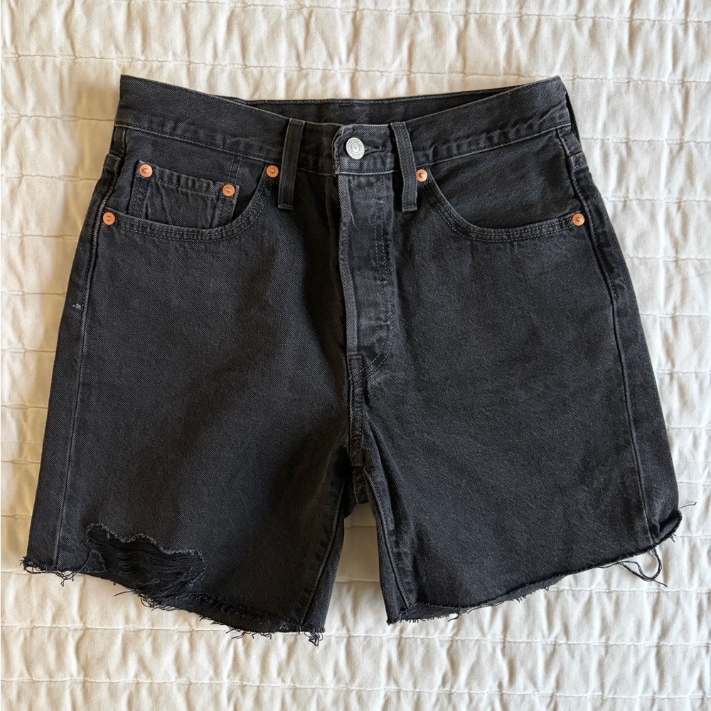 Levi’s 501 Mid Thigh Women’s Shorts